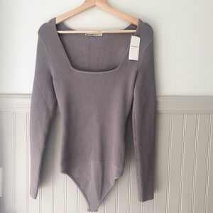 ✨ NEW Abercrombie & Fitch Ottoman Square Neck Bodysuit – Small | Grey-Mauve NWT